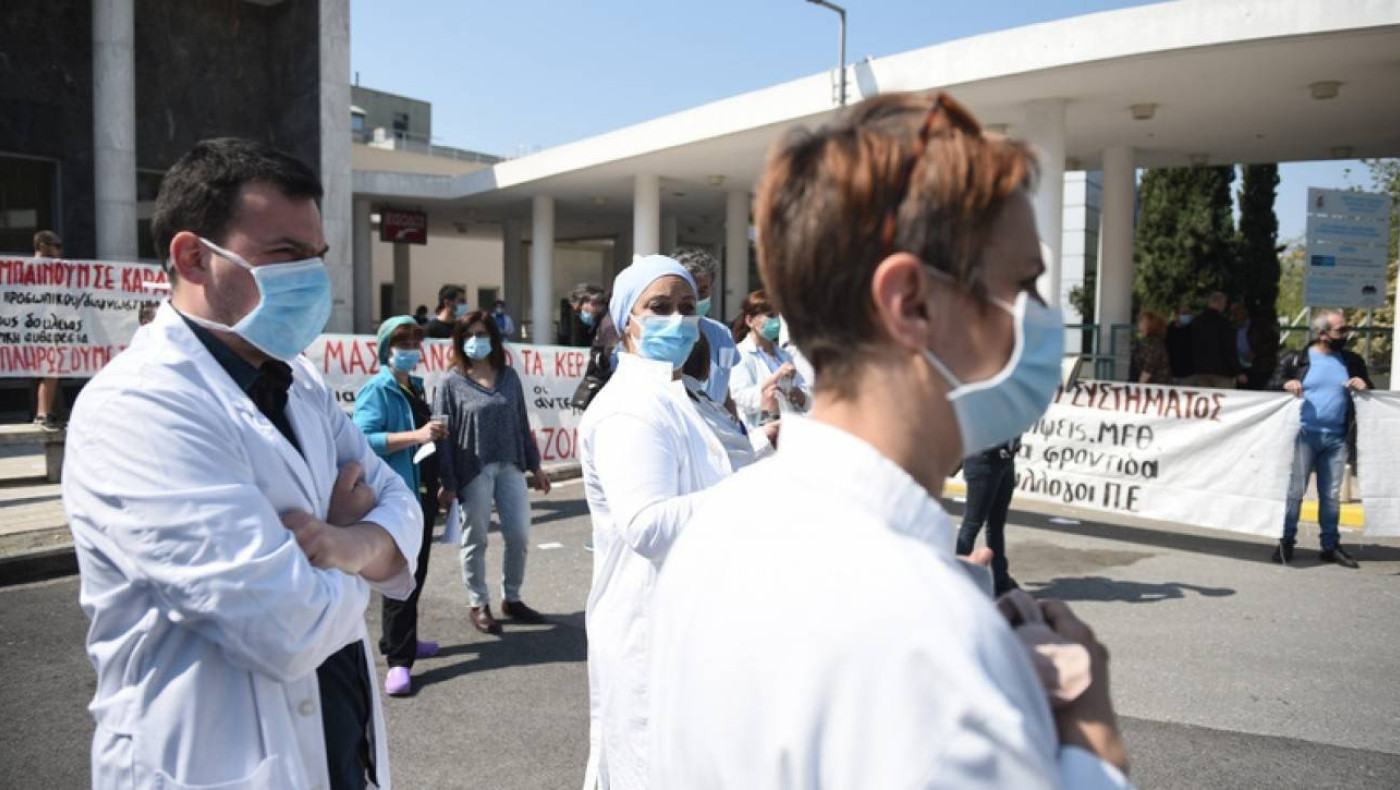 Απίστευτο: Οι νοσοκομειακοί γιατροί Θεσσαλονίκης καλούν σε πορεία για το Πολυτεχνείο!