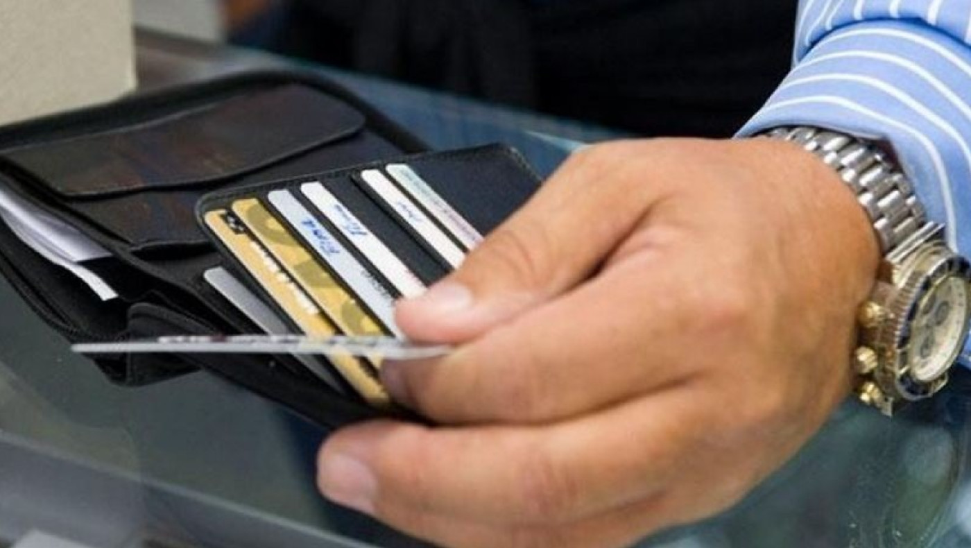 Μετρητά τέλος: Όλες οι συναλλαγές με κάρτα