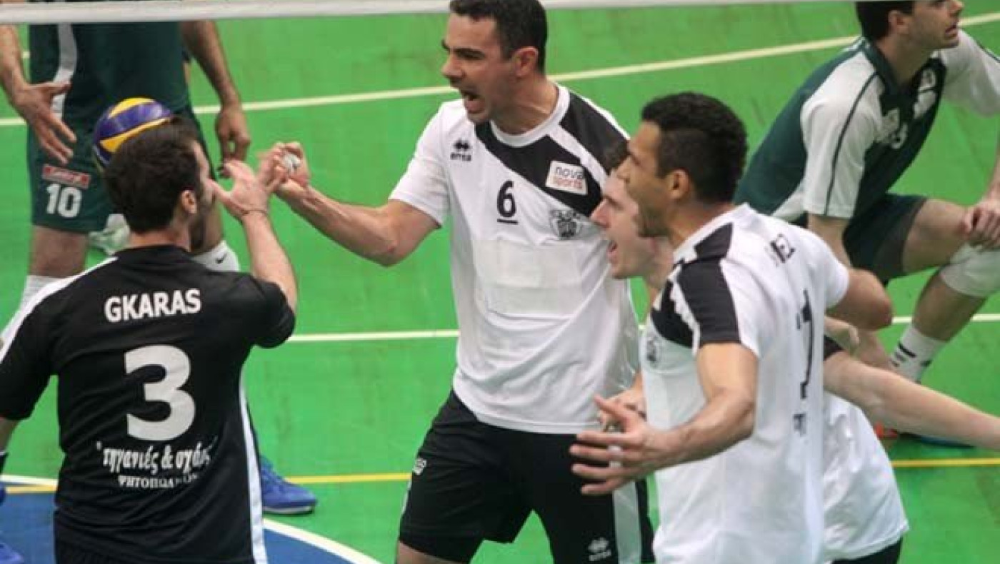 «Κάρφωσε» τον Ολυμπιακό, πήρε το κύπελλο!