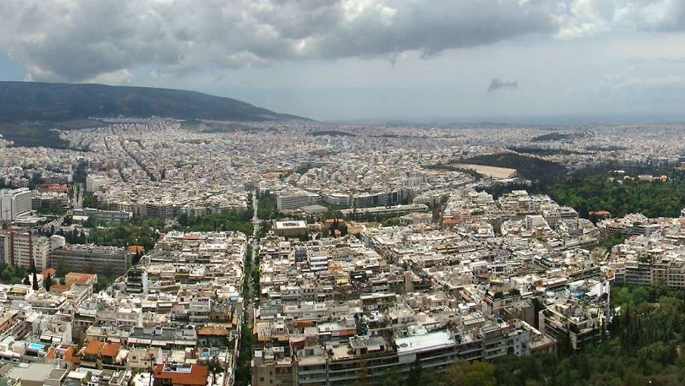 Πέταξε το μωρό της αδερφής του από την ταράτσα και έπεσε στο κενό!