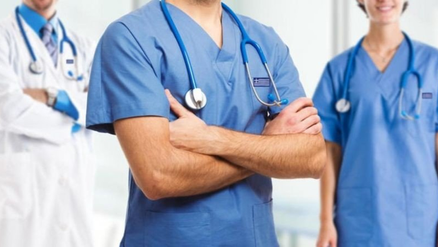 Εκτακτη οικονομική ενίσχυση γιατρών και οδοντιάτρων
