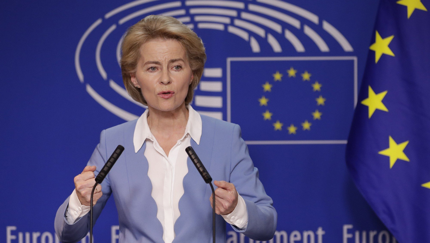 Ευρωβουλή: Σε ακρόαση καλεί την Φον ντερ Λάιεν η επιτροπή κορωνοϊού