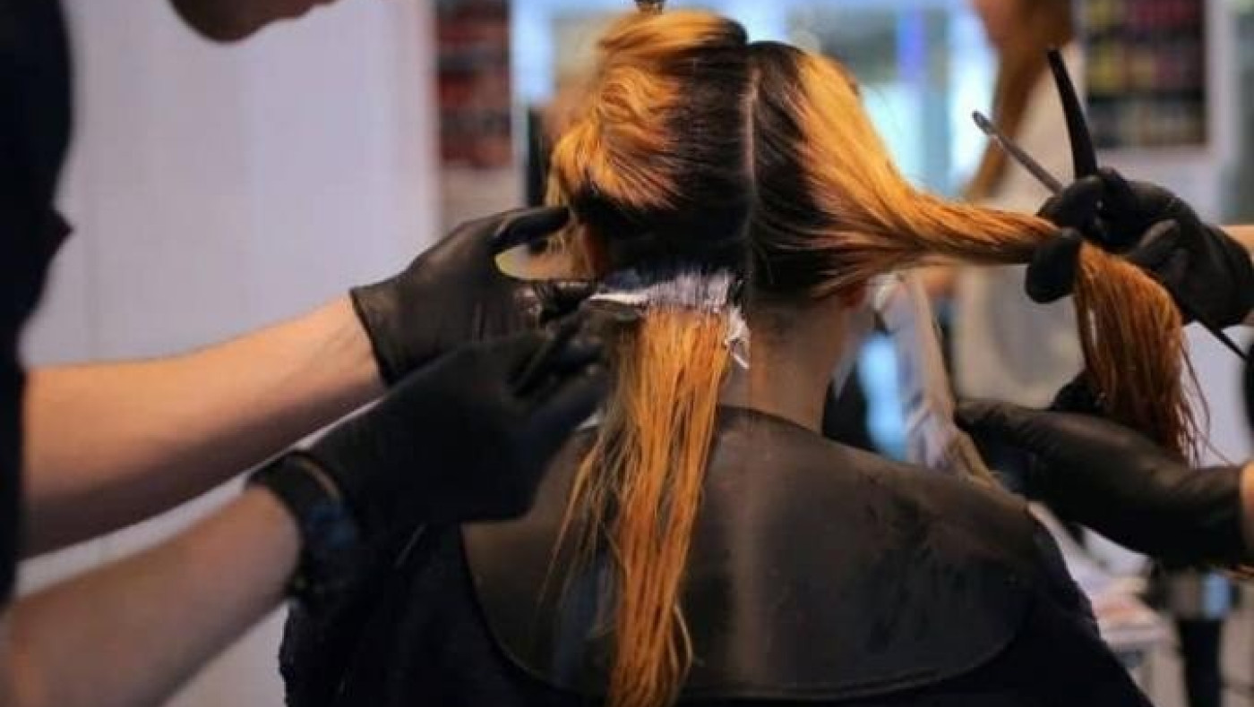 Αλλαγές στα μέτρα για τους πελάτες σε κομμωτήρια και κέντρα μανικιούρ - πεντικιούρ
