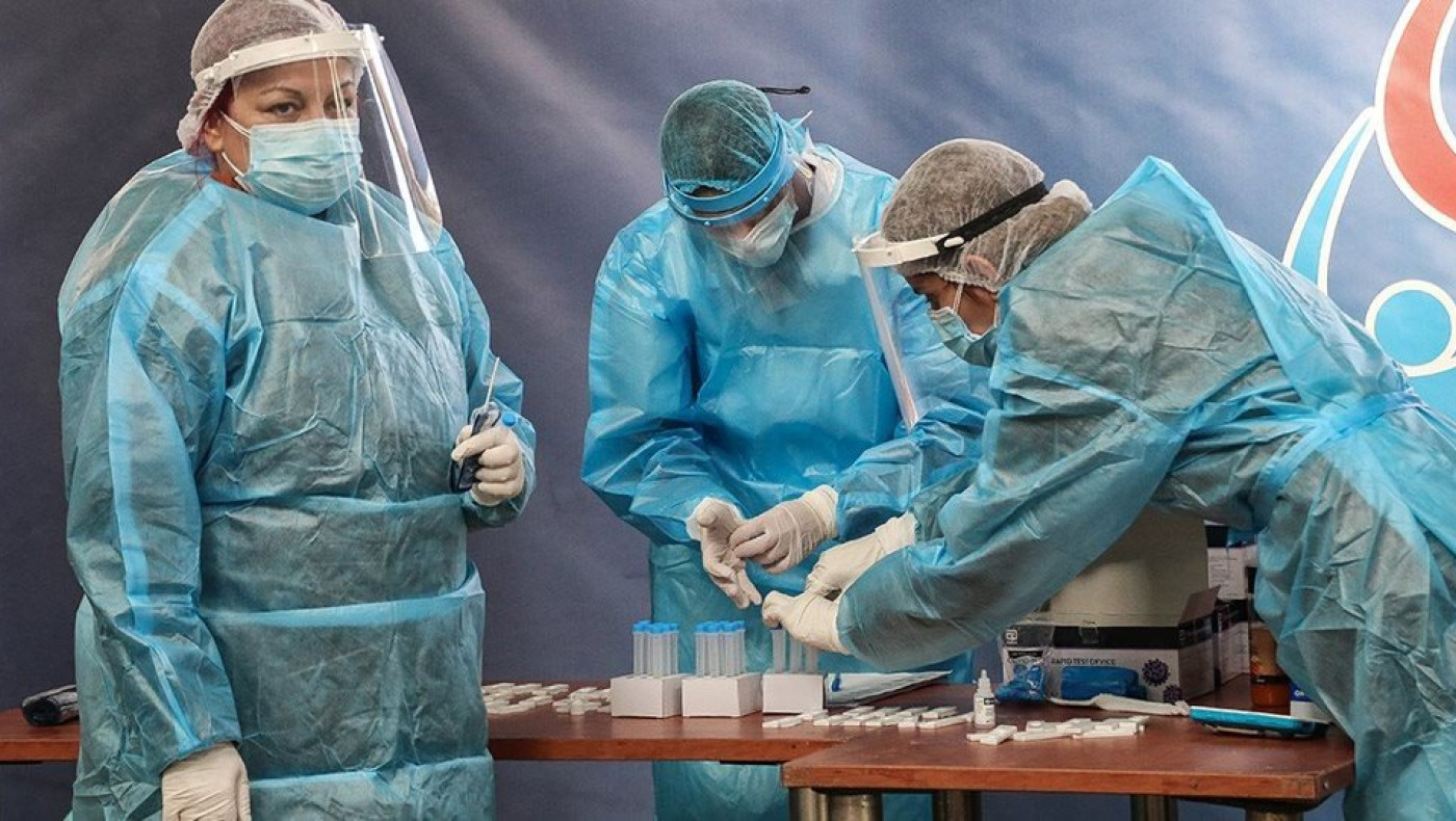 Κορωνοϊός: 1.383 κρούσματα και 98 θάνατοι το τελευταίο 24ώρο στην Ελλάδα