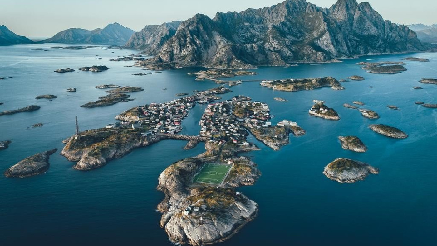 Henningsvaer Stadion: Το πιο γραφικό γήπεδο της Ευρώπης