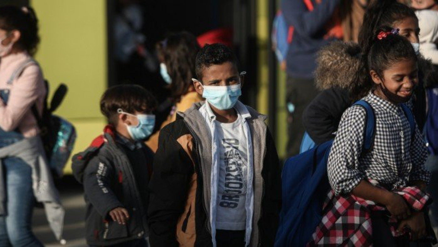 Ωραιόκαστρο: Καταγγελία για επίθεση  με μαχαίρια και σιδερολοστούς σε δομή προσφυγόπουλων!