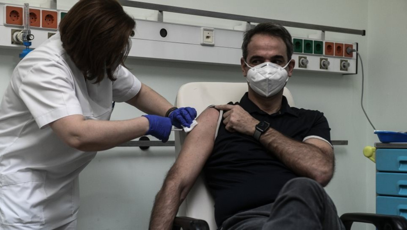 Αντιπρόεδρος Νοσηλευτών: «Εχουν μαύρα μεσάνυχτα όσοι λένε για εμβόλιο φυσιολογικού ορού»