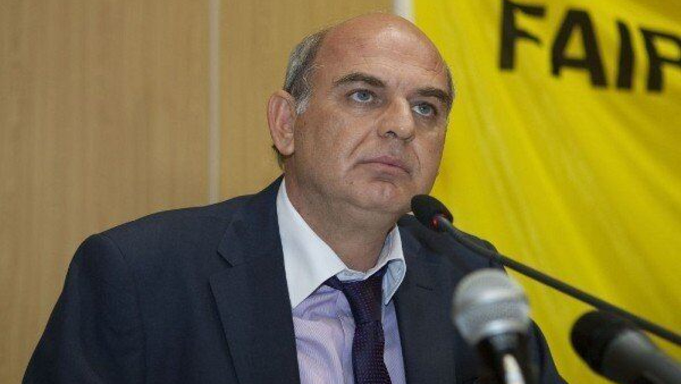 Γραμμένος: «Δεν ίδρωσε το αυτί κανενός για τις επιχορηγήσεις»