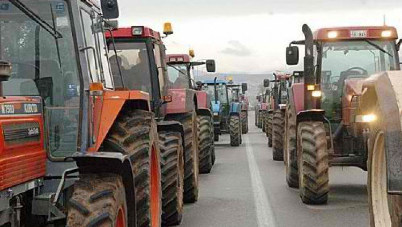 Θεσσαλονίκη: Κλιμακώνονται οι αγροτικές κινητοποιήσεις-Νέοι αποκλεισμοί