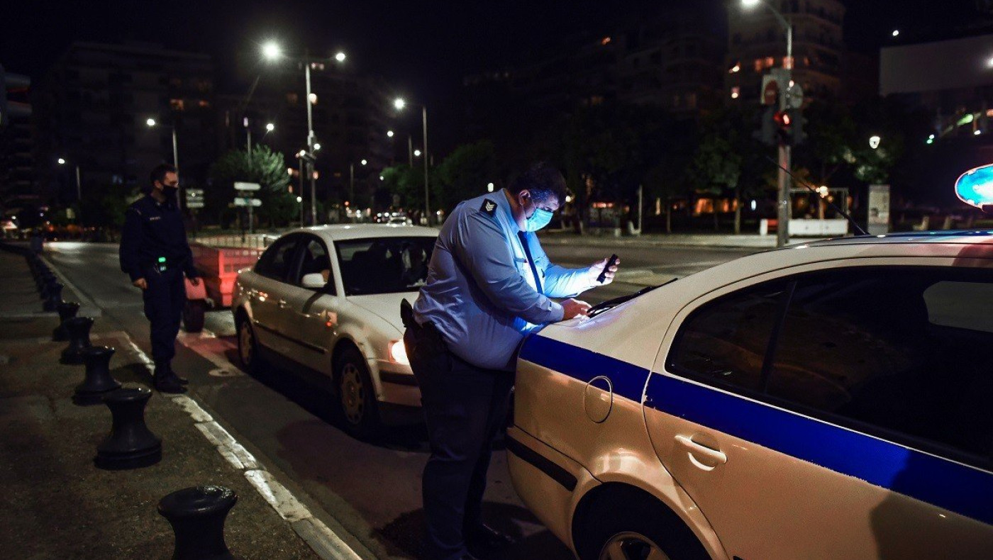 Θεσσαλονίκη: Νέο κορωνοπάρτι από 24χρονη σε νοικιασμένο σπίτι