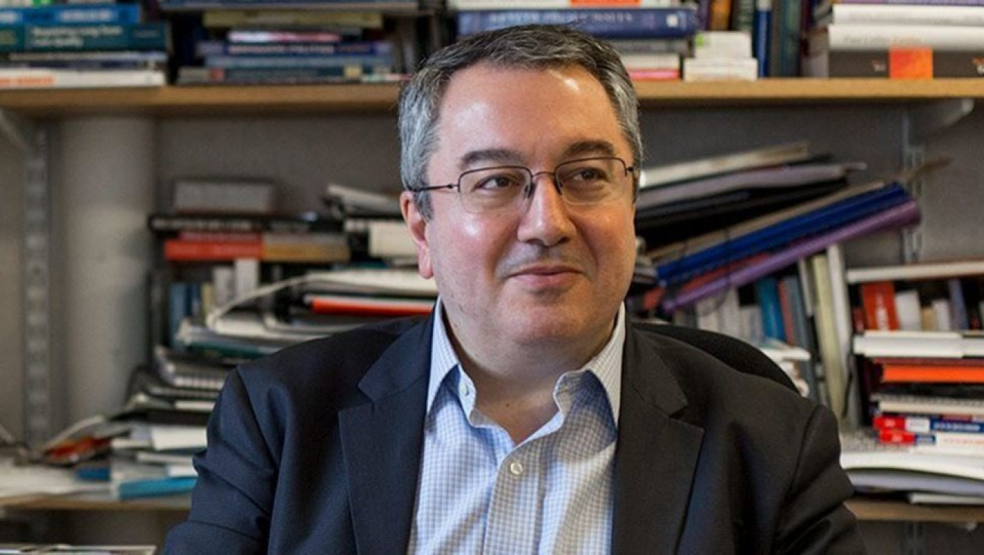 Μόσιαλος: Έξι εμβόλια προστατεύουν 100% ύστερα από λοίμωξη Covid-19