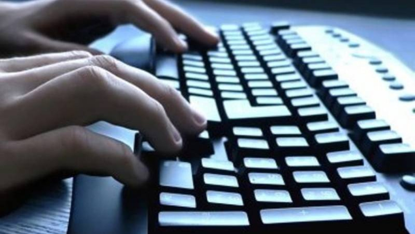 Η Google σε «ακούει» κρυφά συνεχώς- Δες πώς μπορείς να σταματήσεις την ακρόαση