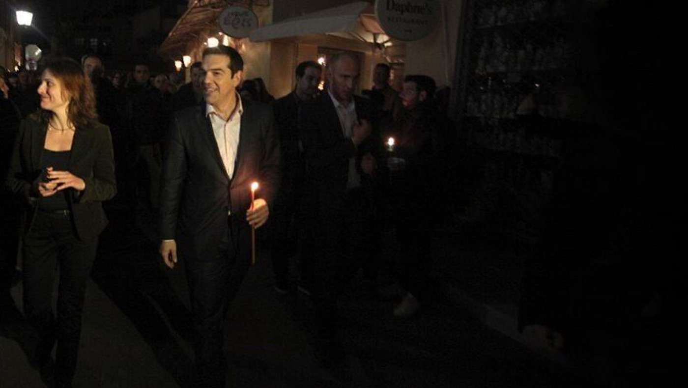 Τσίπρας: Είναι η Ανάσταση που έχουμε πάρει απόφαση να σταθούμε όρθιοι