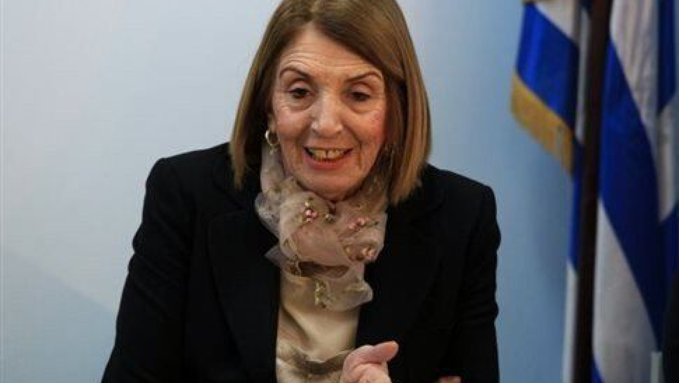 «Δεν υπάρχουν μετανάστες στο κέντρο. Απλά το πρωί λιάζονται»