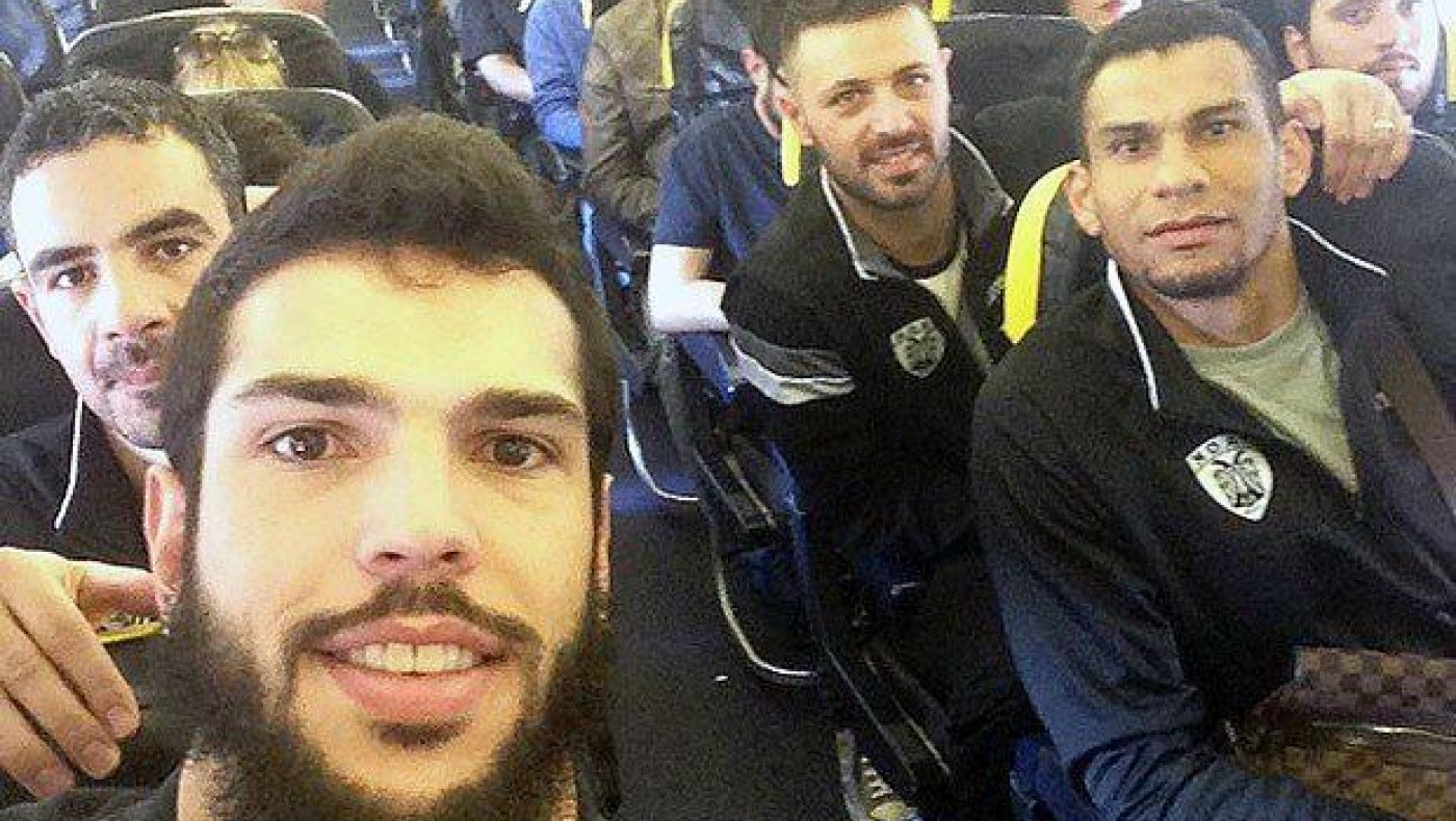 Η selfie της ιπτάμενης παρέας του Γκόμεζ! (pics)