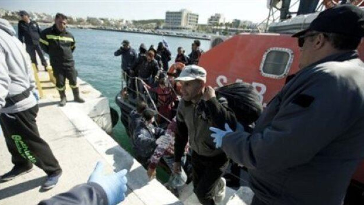 Πάνω από 1000 μετανάστες κατέφτασαν σε ελληνικά νησιά το τριήμερο