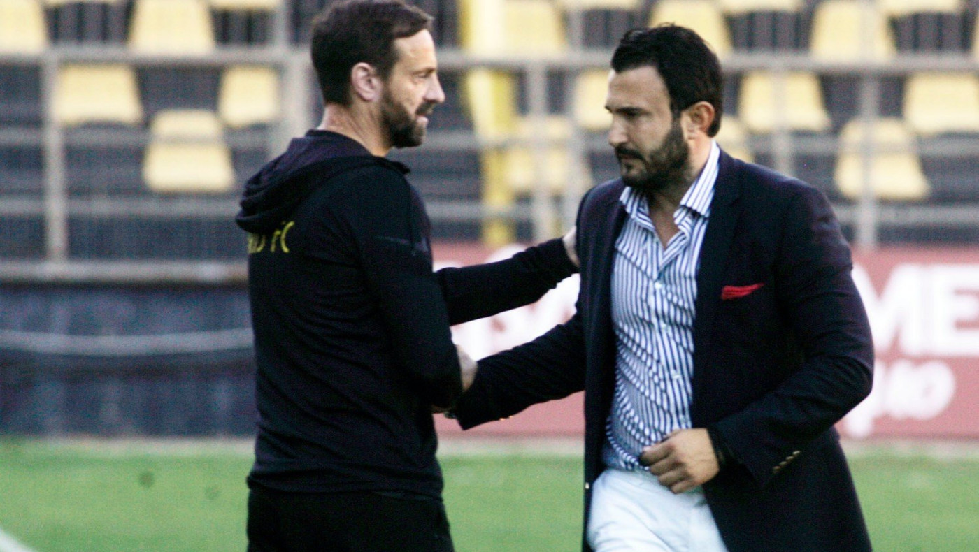 Βόσδου: «Να μείνει ο Μάντζιος αντί για κανέναν… παράξενο, αλλά θέλει να μείνει;»