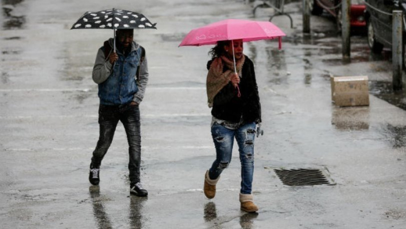 Βροχές και καταιγίδες σε μεγάλα μέρη της χώρας