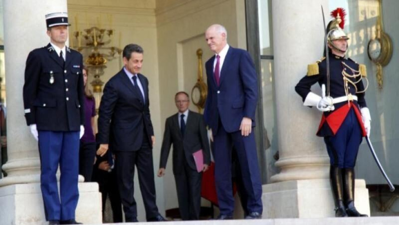Ο Παπανδρέου τρολάρει τον Σαρκοζί για το δημοψήφισμα! 