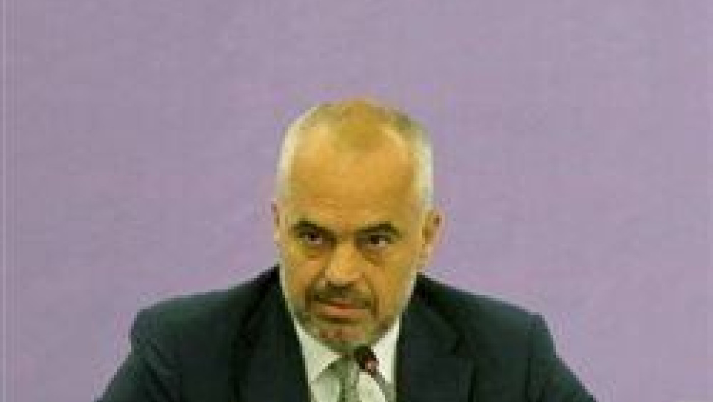 Ράμα: Απειλεί να μπλοκάρει την ενταξιακή πορεία της ΠΓΔΜ στο ΝΑΤΟ