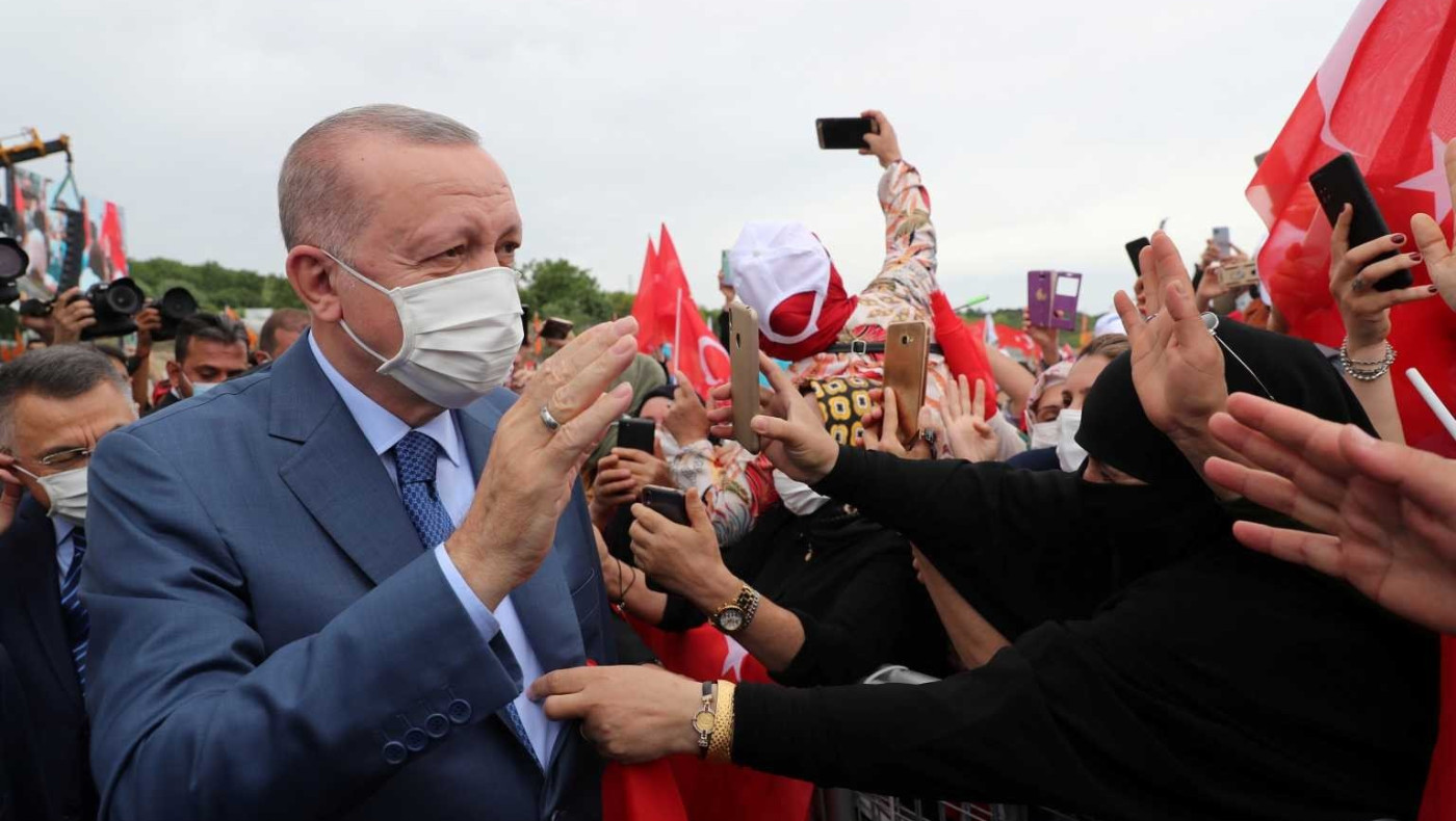 Ερντογάν: Φαντάζεται ότι είναι ο... Μωάμεθ ο Πορθητής!
