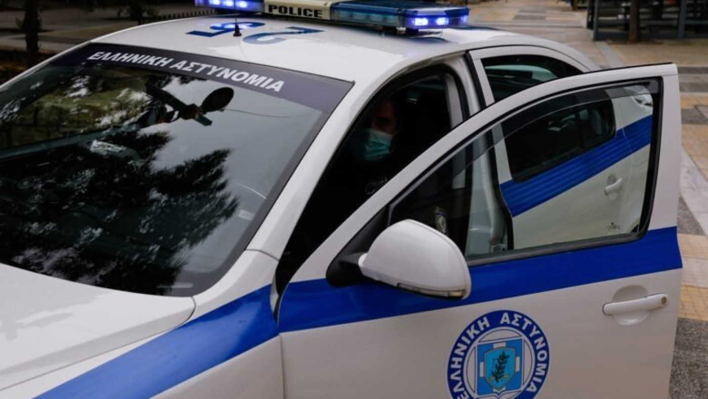 ΣOK στην Πάρο – Άνοιξε το κεφάλι αστυνομικού με σφυρί