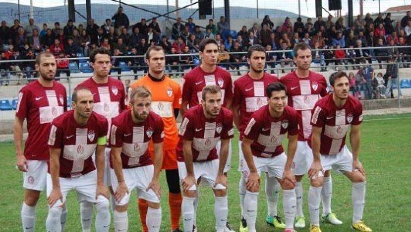 «Καρέ» φιλικών για ΑΕΛ