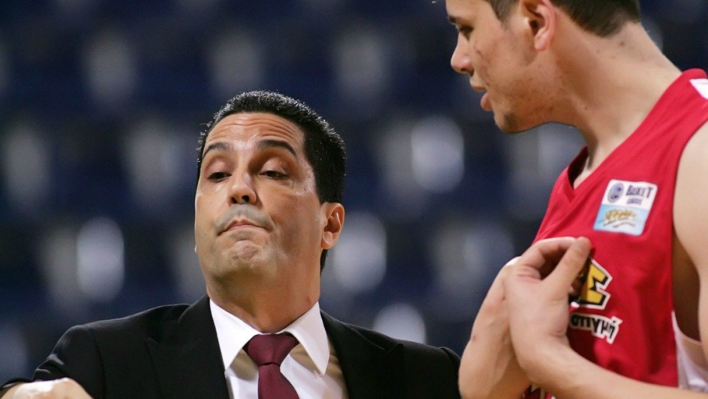 Ο Σφαιρόπουλος έστειλε τον Αγραβάνη στα αποδυτήρια! (pics)