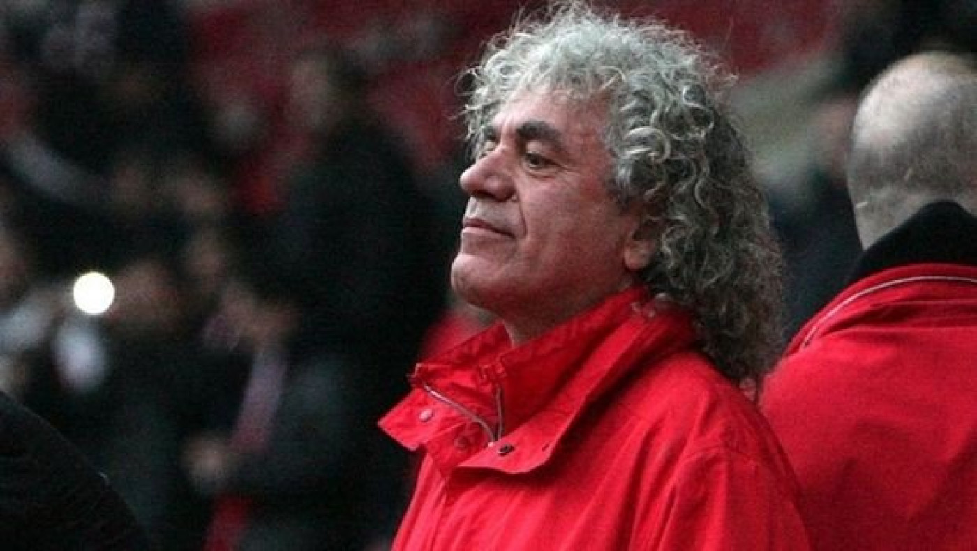 Πέταξαν τον Τσουκαλά στην πισίνα! (video)