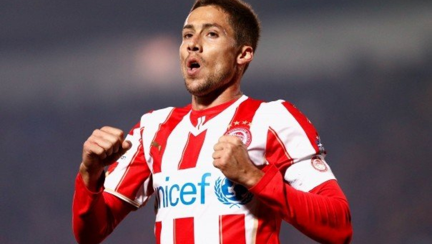 Ανανέωσε ο Φουστέρ