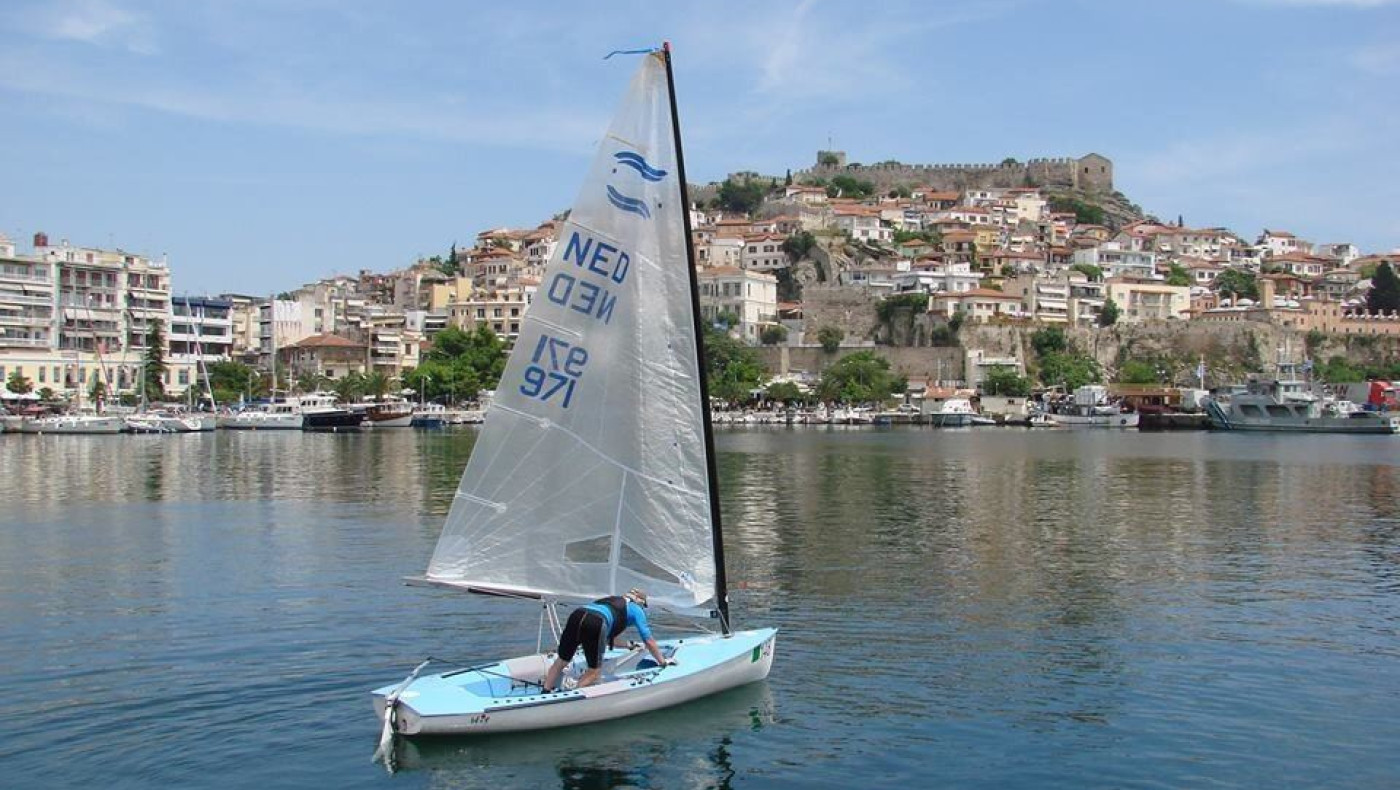 Η Καβάλα στα... γιορτινά της (videos+pics)