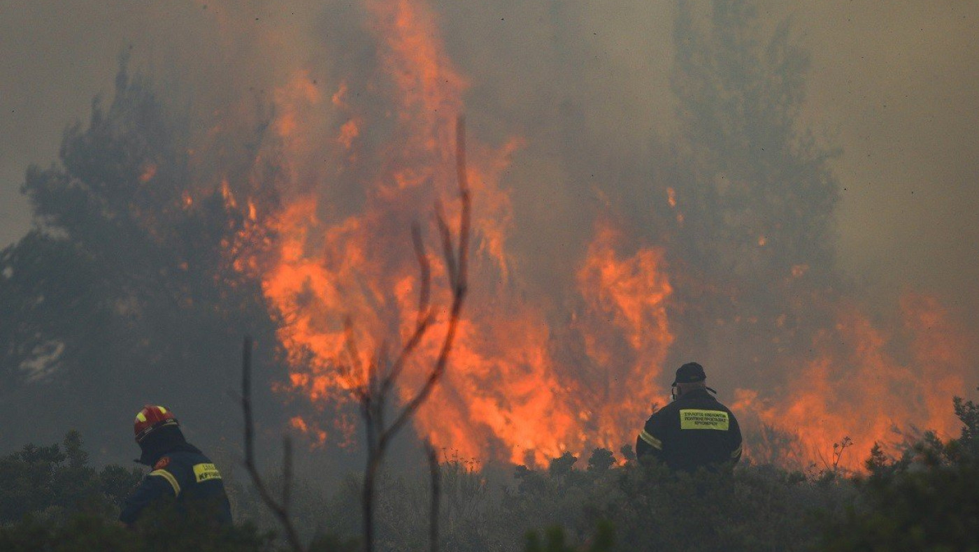 Φωτιά στην Εύβοια: SOS από αντιπεριφερειάρχη και κατοίκους