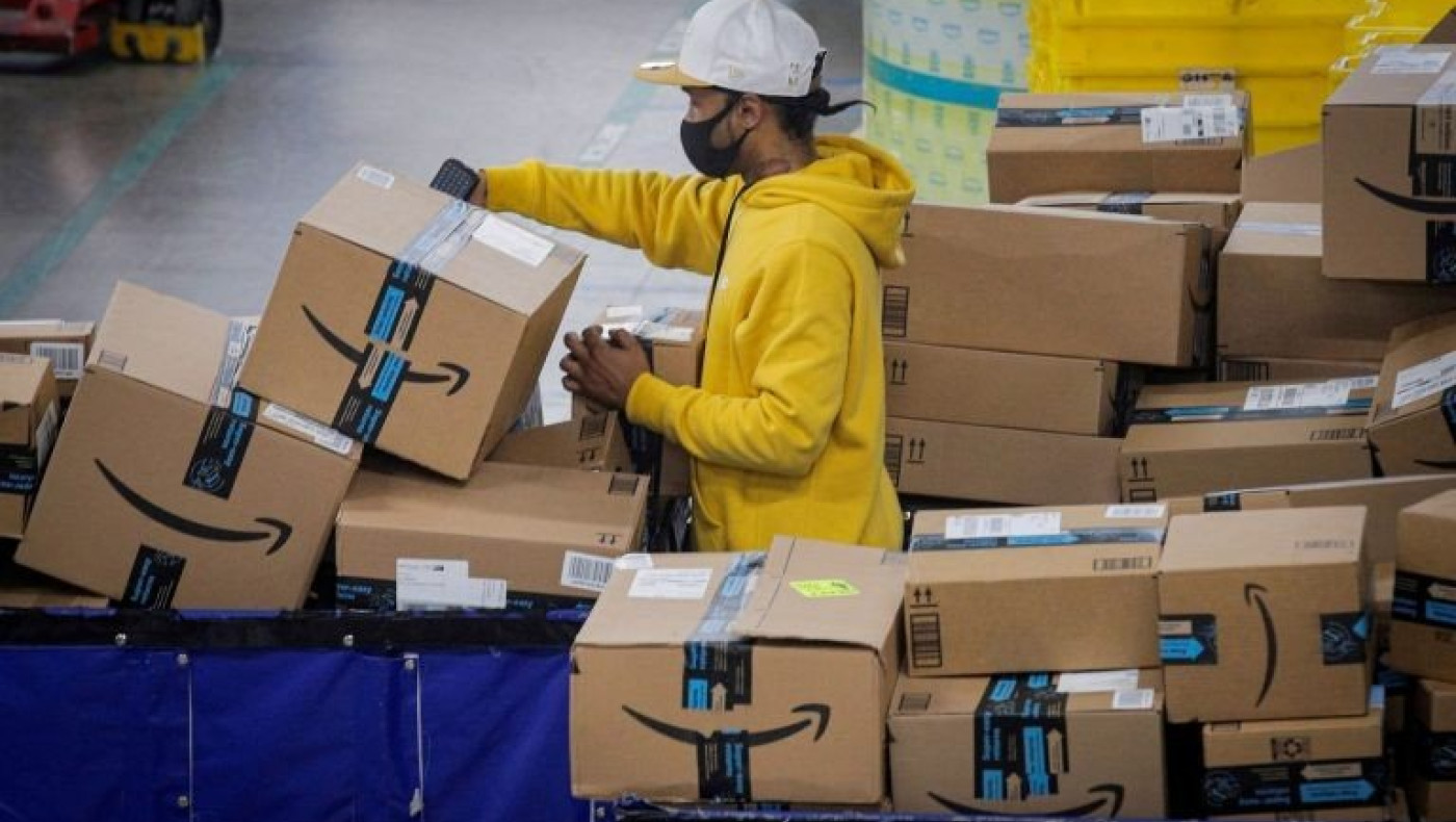 Amazon: Διαγωνισμός με απίστευτο έπαθλο για εμβολιασμένους υπαλλήλους της