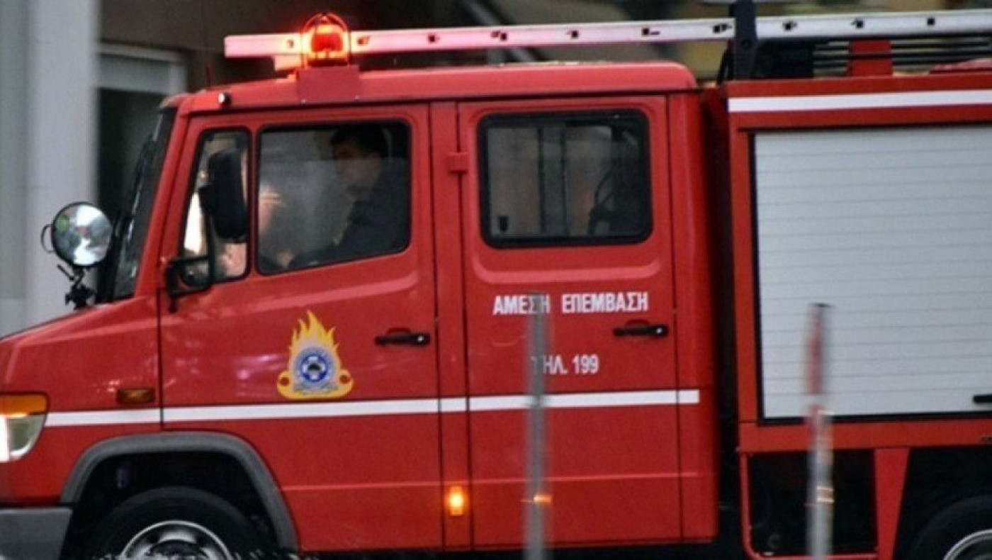Φωτιά στην Παλαιά Φώκαια: Νέα απανωτά «112»-Καίγονται σπίτια, συνεχείς απεγκλωβισμοί κατοίκων
