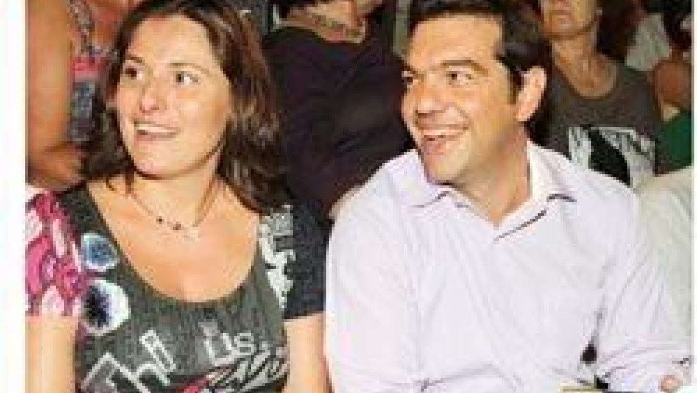 «Θα εγκαταλείψει τον Τσίπρα η σύντροφός του αν υποκύψει στους δανειστές»