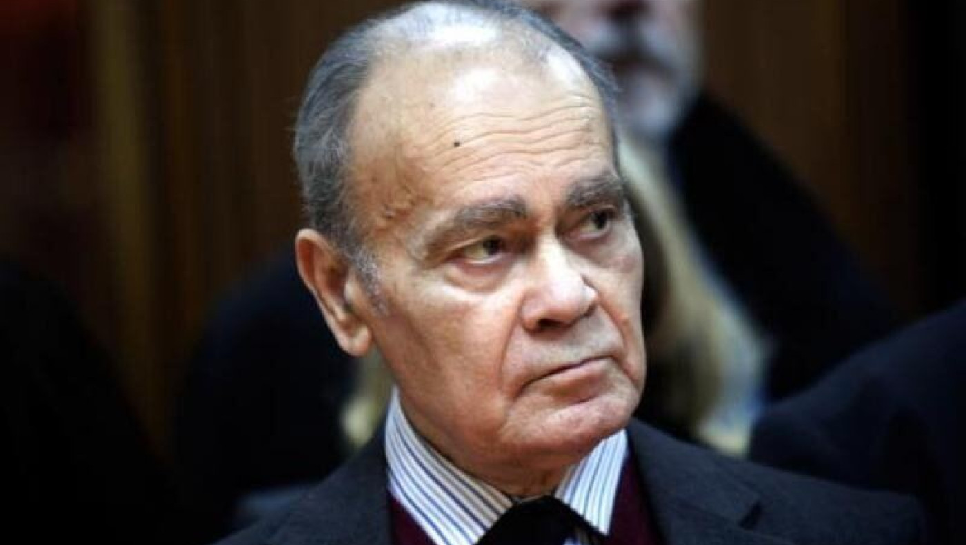 Ρωμανιάς: Θέλουν να μας κάνουν... Ζάμπια! 