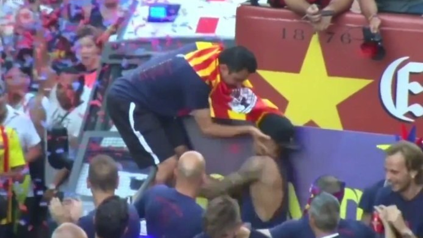 Τσάβι: «Ο Νεϊμάρ πρέπει να μάθει να σέβεται» (video)