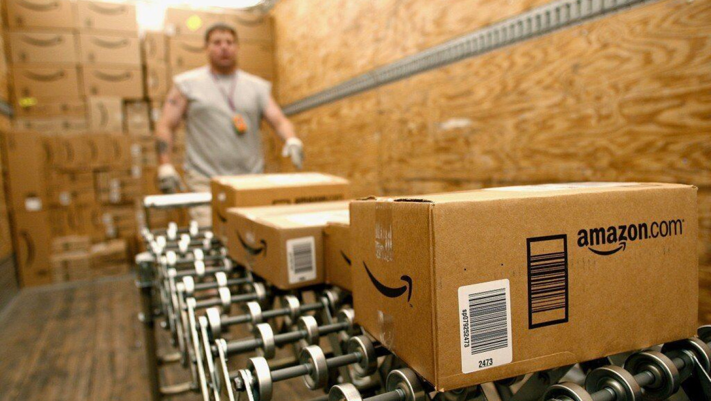 Η Amazon ετοιμάζει τη «διανομή της διπλανής πόρτας»