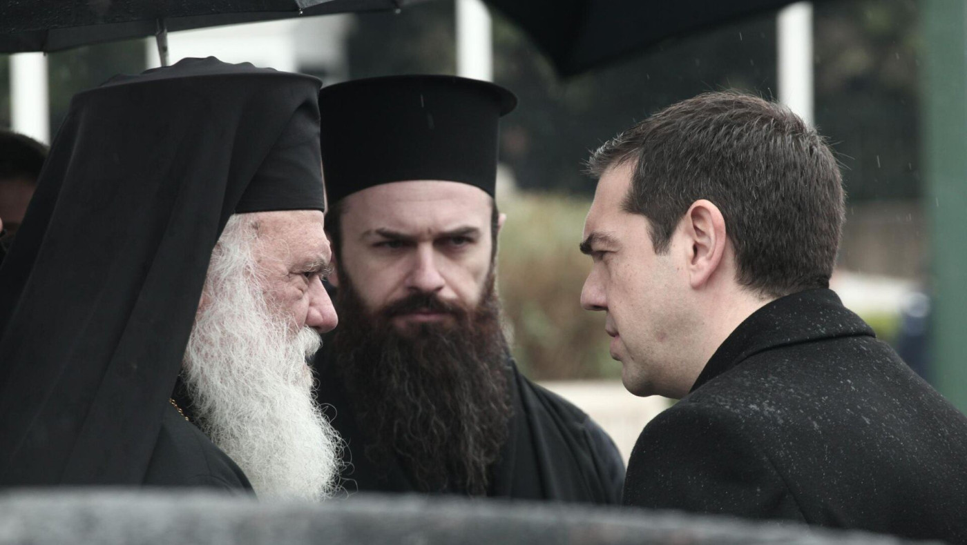 Ιερώνυμος: Η Πολιτεία είναι έτοιμη για υιοθεσίες από ομοφυλόφιλα ζευγάρια;