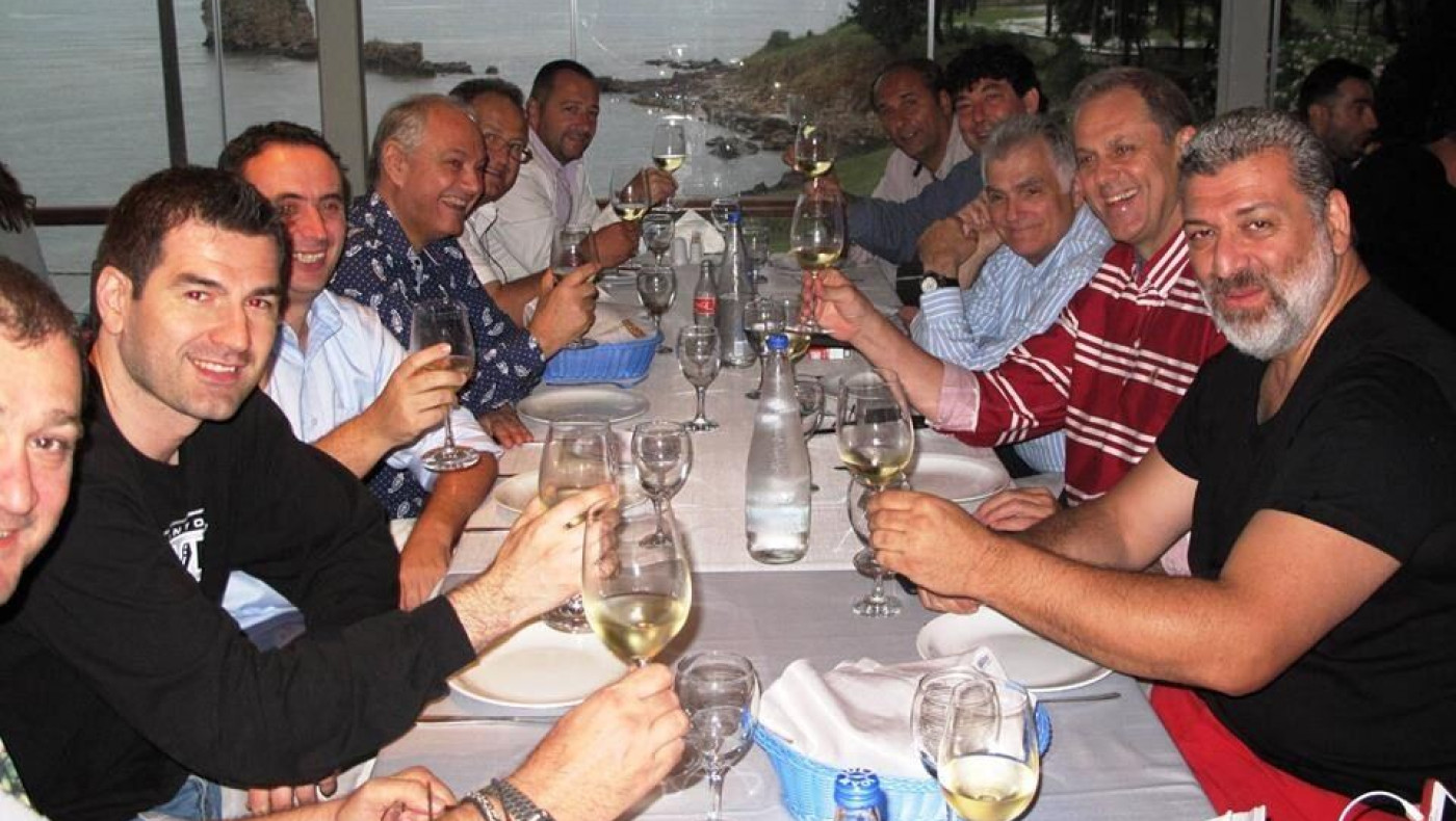 Δείπνο με χαμόγελα! (pics)
