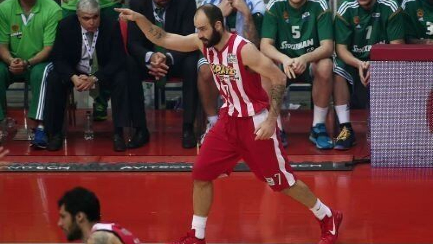 Τον αποτέλειωσε και στέφθηκε πανάξια πρωταθλητής