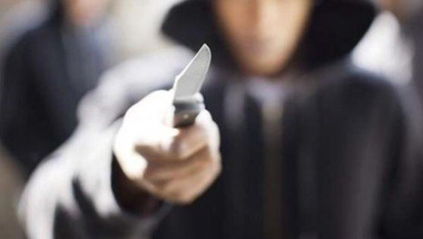 Τρία άτομα χτύπησαν και λήστεψαν νεαρό στη Θεσσαλονίκη για... 20 ευρώ! 