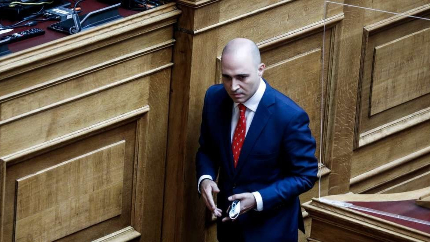 Στήριξη Μπογδάνου σε Λατινοπούλου!