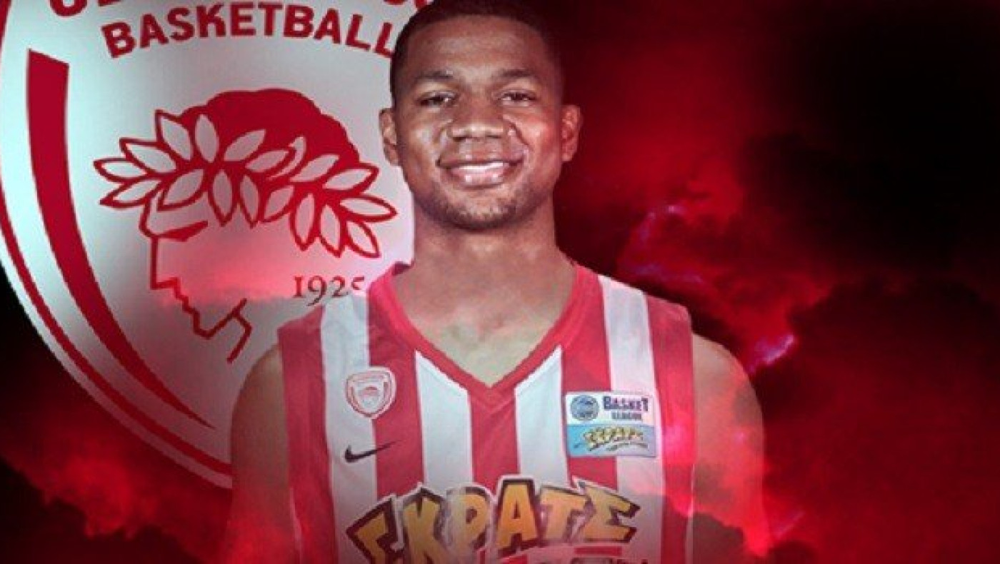 «Ερυθρόλευκος» ο Στρόμπερι