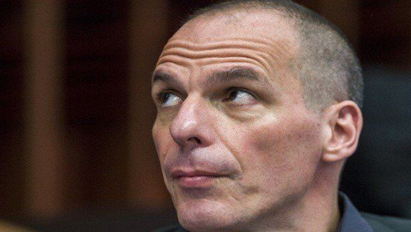 Βαρουφάκης: Εξετάζουμε capital controls από απόψε και κλειστές τράπεζες αύριο
