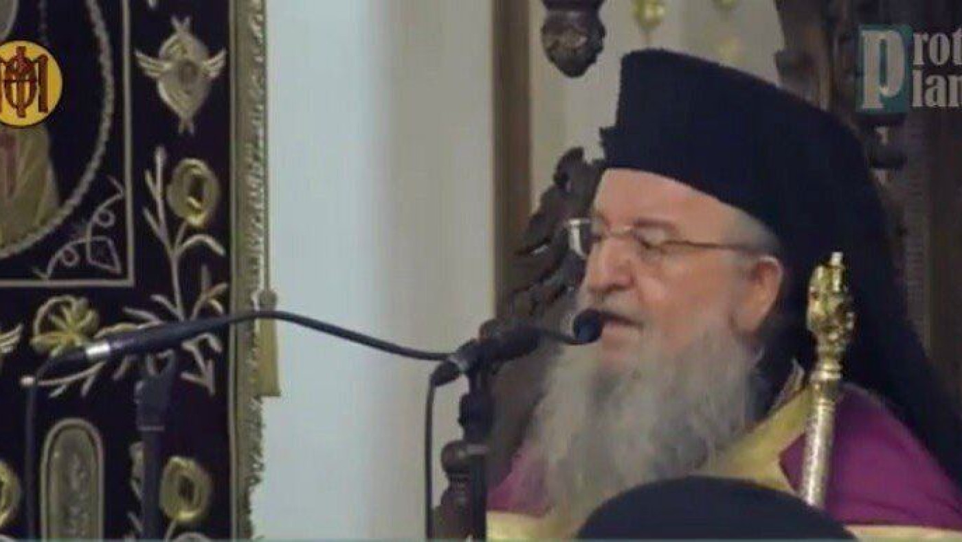 Ένταση ανάμεσα σε Άνθιμο και πιστούς για το δημοψήφισμα (video)