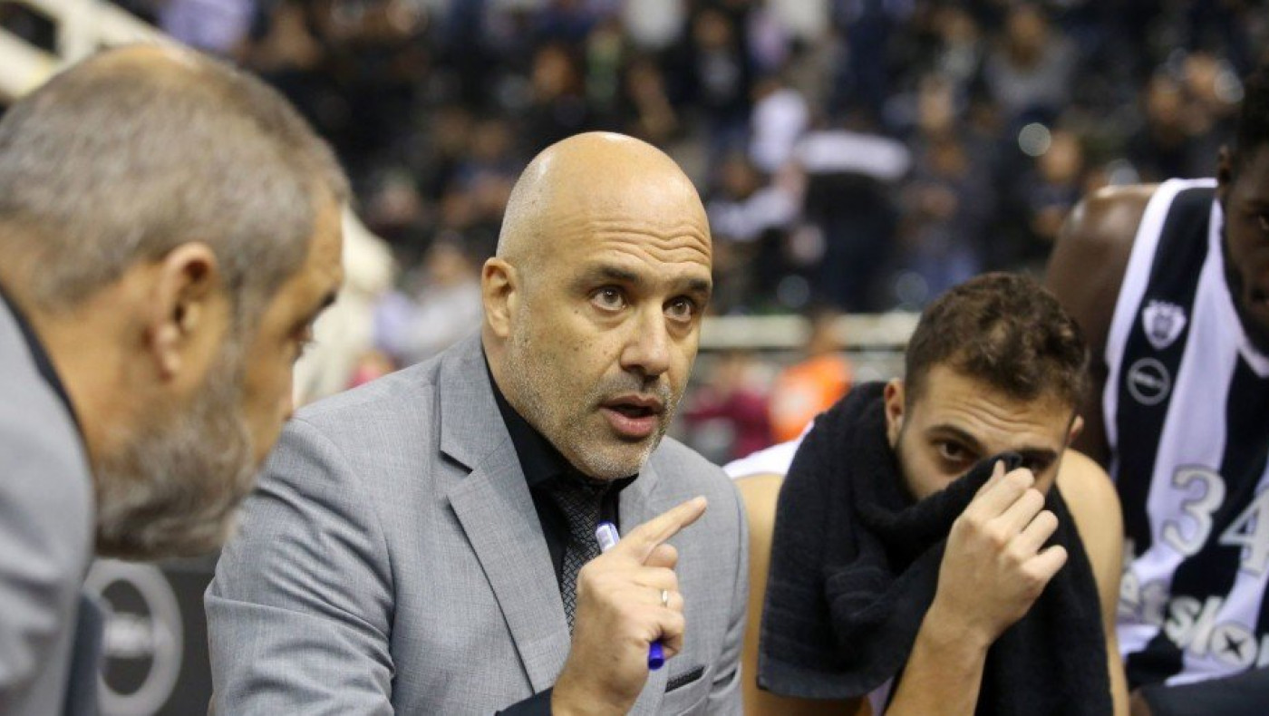 Λυκογιάννης: «Ο Απόλλωνας πέτυχε 12 μακρινά τρίποντα στο πρώτο μέρος, απογοητεύτηκα από την τελευταία επίθεση»