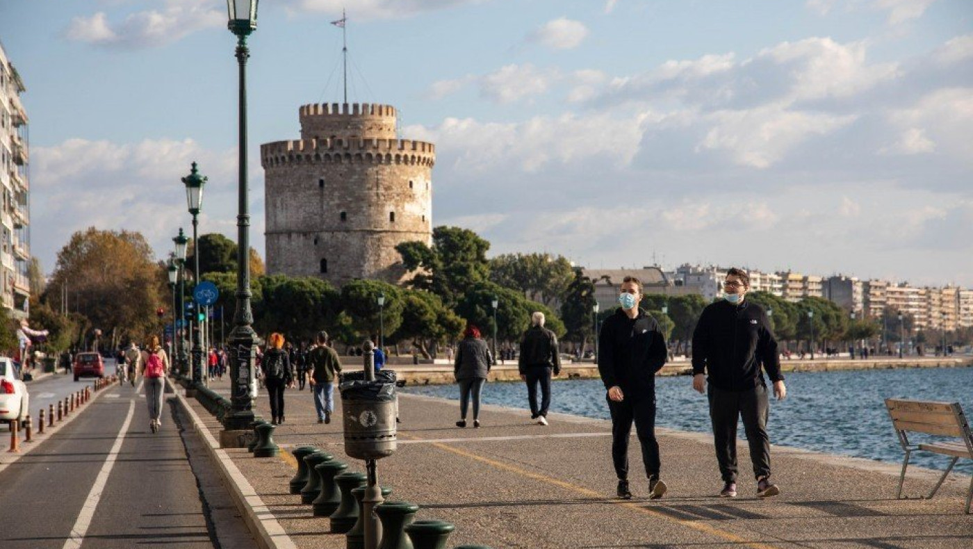 Κορωνοϊός: Αριθμοί σοκ σε κρούσματα, θανάτους και διασωληνωμένους!