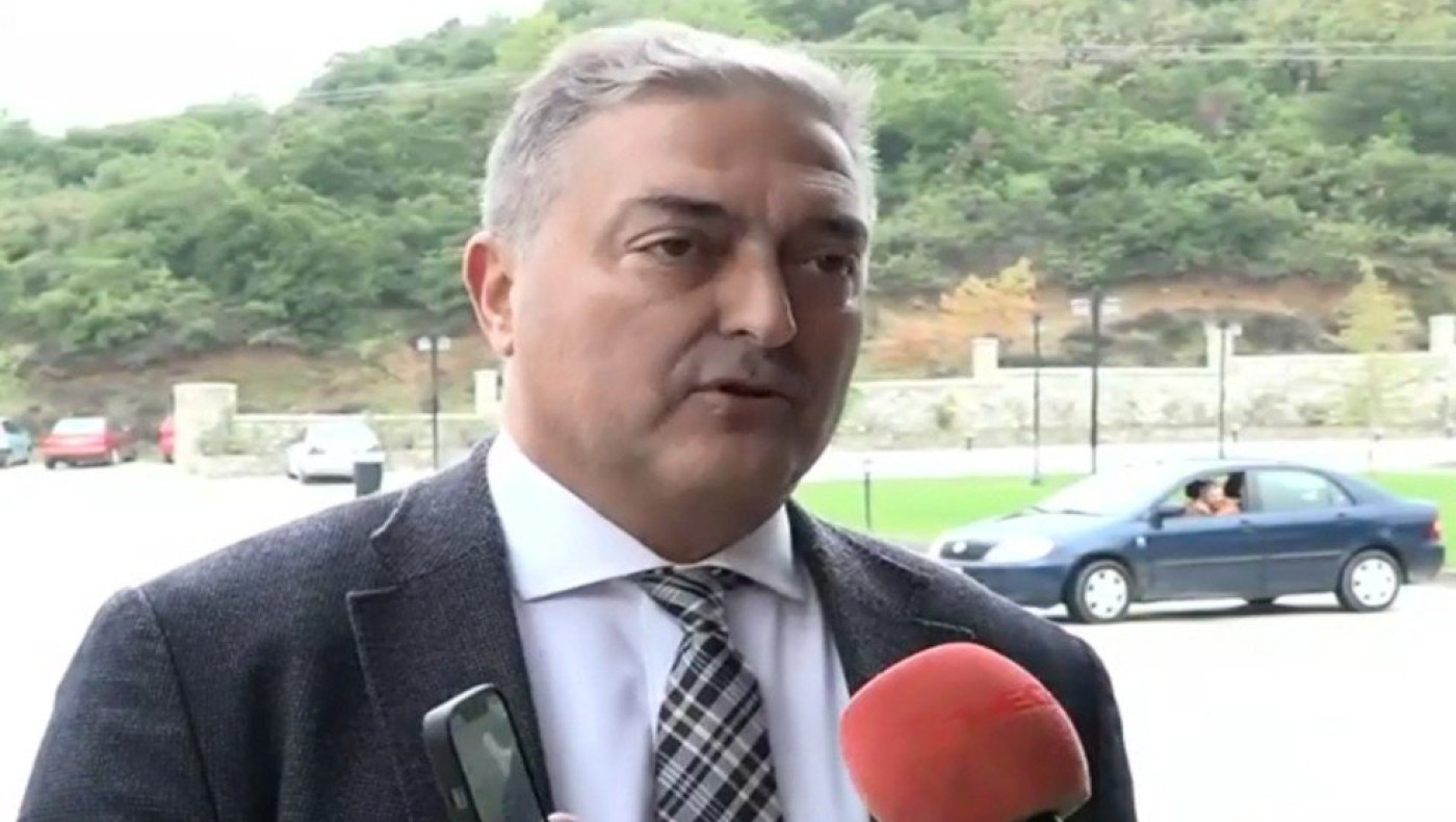 Θεόδωρος Βασιλακόπουλος: Στην “αντεπίθεση” ο ιδιοκτήτης της ταβέρνας με αιχμές για τους πνευμονολόγους