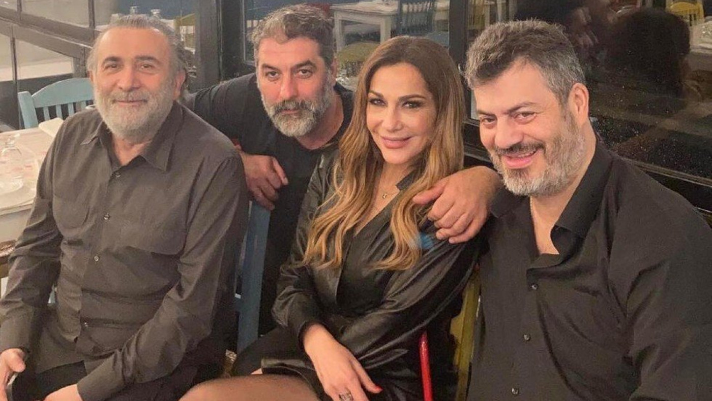 Η αφιέρωση της Δέσποινας Βάνδη στον Βασίλη Μπισμπίκη!